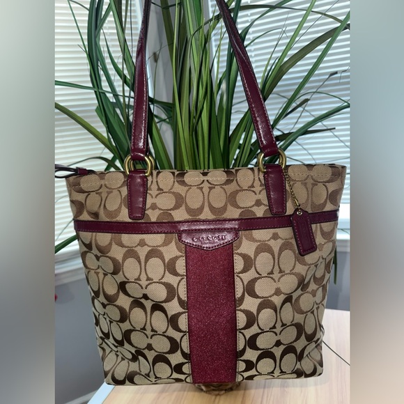 Coach Handbags - Coach Tan Signature Canvas Tote 💕with Burgundy Leather Accents Y2K Bag